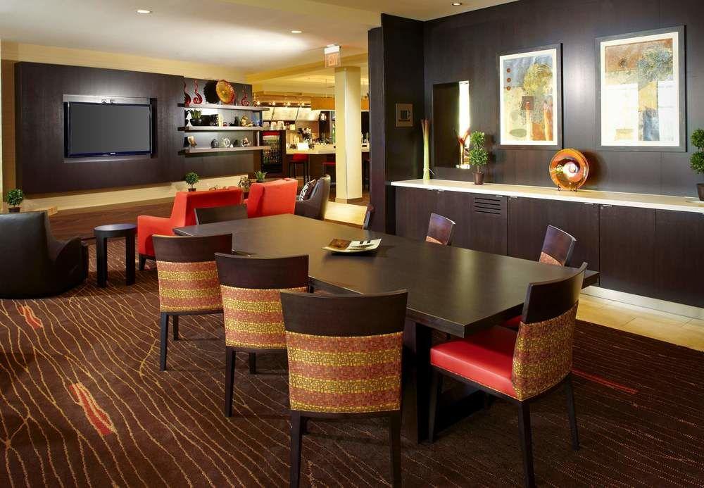 Courtyard By Marriott Pittsburgh Washington Meadow Lands Hotel Exterior photo