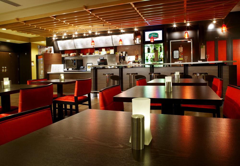 Courtyard By Marriott Pittsburgh Washington Meadow Lands Hotel Exterior photo